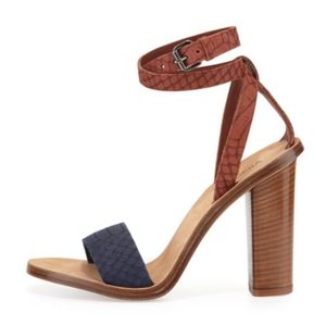 VINCE Nava Snake-Embossed Ankle-Wrap Sandals Size 9.5